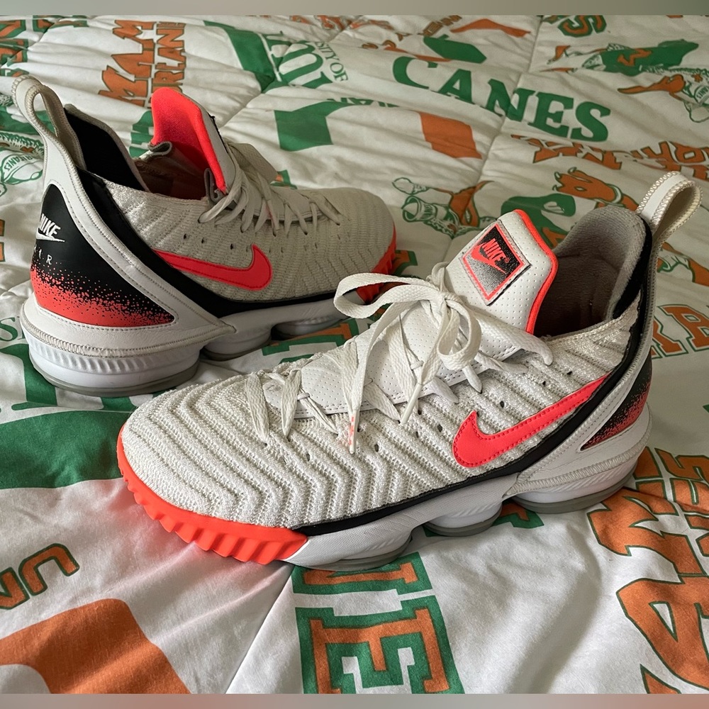 Nike Lebron 16 Lava Agassi Tech Challenge 9.5